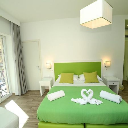 Valentina Relais Hotel ซอร์เรนโต ภายนอก รูปภาพ